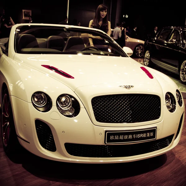 Bentley continental supersports ISR araba ekranda — Stok fotoğraf