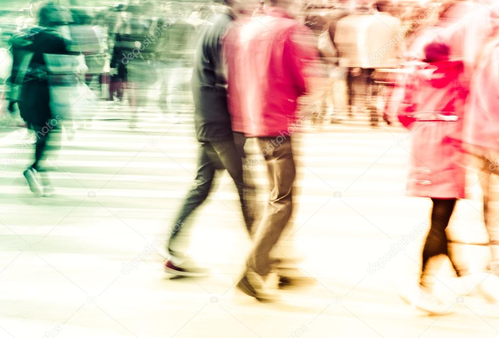 busy city pedestrian crowd