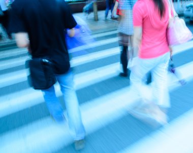 iş caddede yürümek