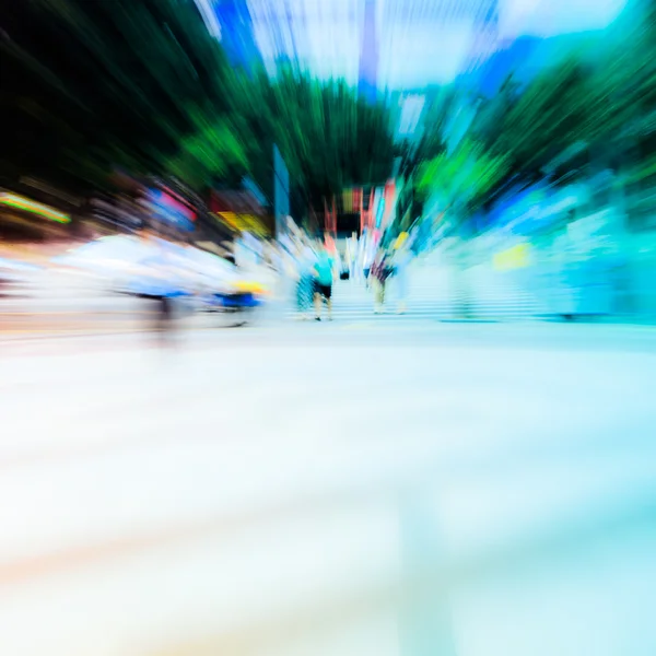 Passeggiata di affari su strada — Foto Stock