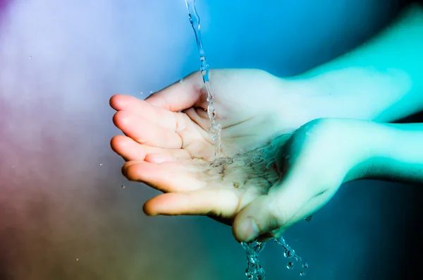 Lavar la mano —  Fotos de Stock
