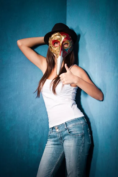 Dívka s benátská maska — Stock fotografie