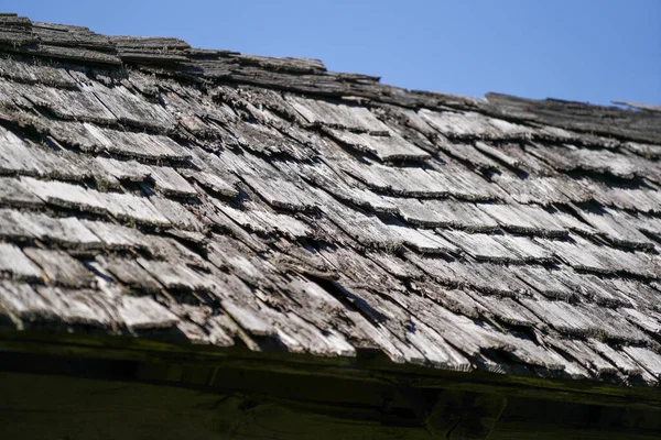 Holzbauernhaus Bayern Mit Vielen Details Vom Dach Bis Holzfenstern Und — Stockfoto
