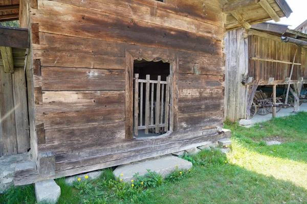 Wooden Farmhouse Bavaria Many Details Roof Wooden Windows Doors — ストック写真