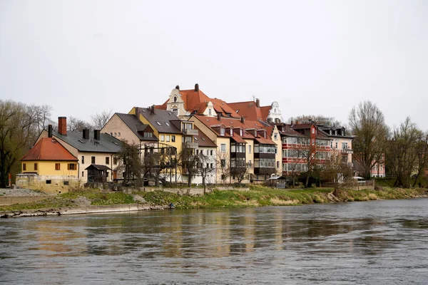雷根斯堡是巴伐利亚一个保存完好的中世纪城镇 — 图库照片
