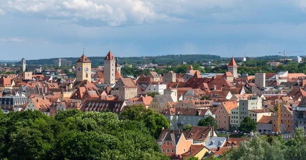 Bavyera Iyi Korunmuş Bir Ortaçağ Kasabası Olan Regensburg Ilkbaharda Fotoğraflandı — Stok fotoğraf