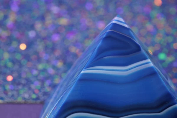 Блакитна Фіолетова Піраміда Агату Кварцовими Включеннями Або Працювала Диск — стокове фото