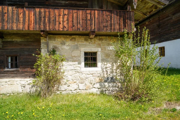 Farm House Bavaria Many Details Roof Wooden Windows Doors — Stok fotoğraf