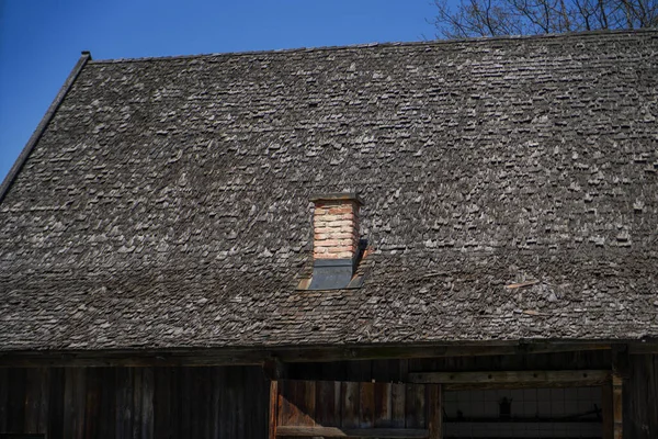 Bauernhaus Bayern Mit Vielen Details Vom Dach Bis Holzfenstern Und — Stockfoto