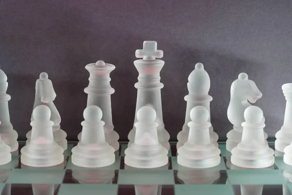 Chess Game Pieces Made Glass Queen King Pawn Game Board — Stock fotografie