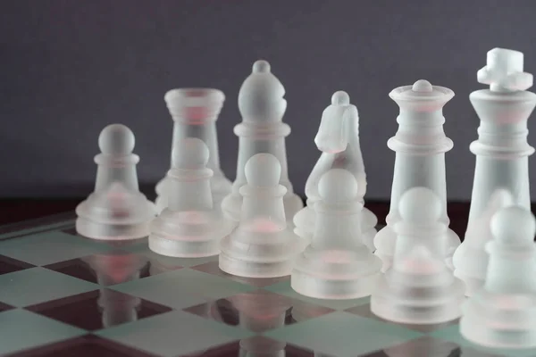 Chess Game Pieces Made Glass Queen King Pawn Game Board — Stock fotografie