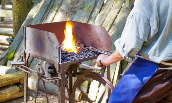 Blacksmith Red Hot Iron Work — Stok fotoğraf