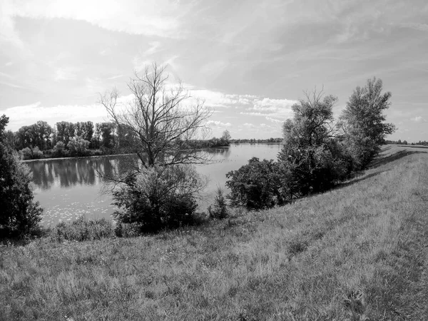 Beau Paysage Avec Une Rivière Lac — Photo