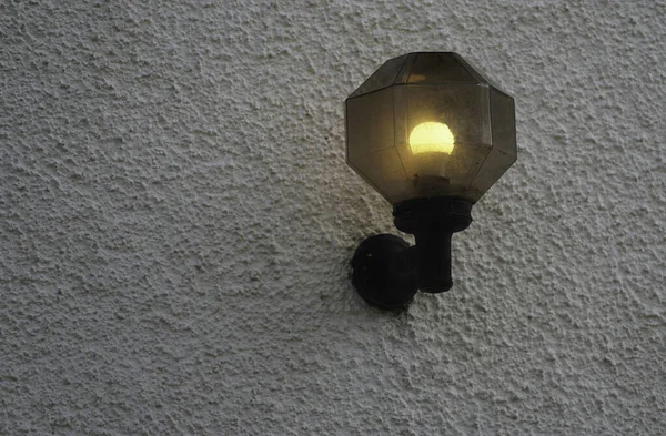 Alte Lampe Einer Wand — Stockfoto