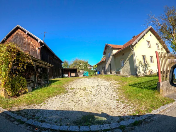 Старый Дом Деревне — стоковое фото