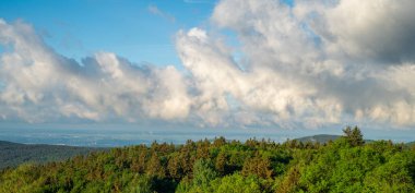 Güzel deniz manzarası ve gökyüzü
