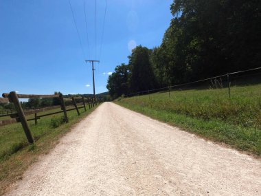 Kırsalda yol