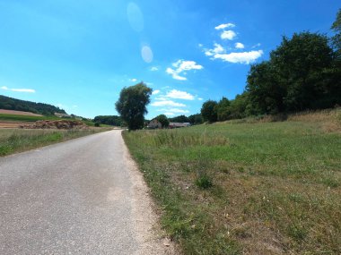 Kırsalda yol