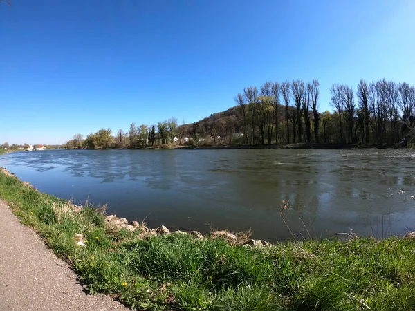 Hermoso Paisaje Con Río Lago —  Fotos de Stock