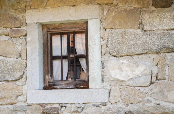 Aged Wooden Window Glazing Partially Weathered Rustic Homes — Stockfoto