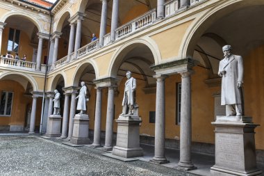 pavia Üniversitesi, İtalya