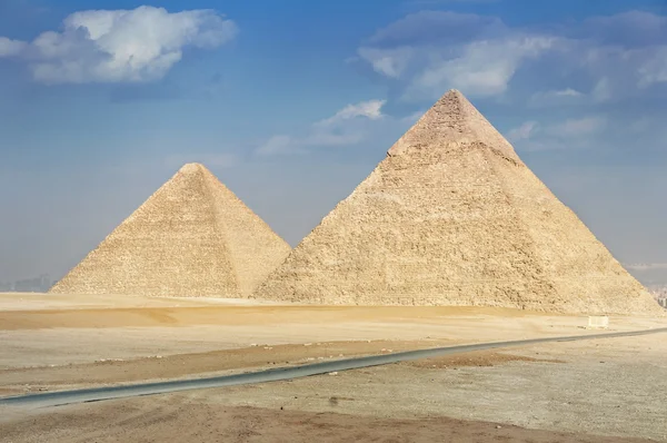 Giza, egipt pyraimds — Stok fotoğraf