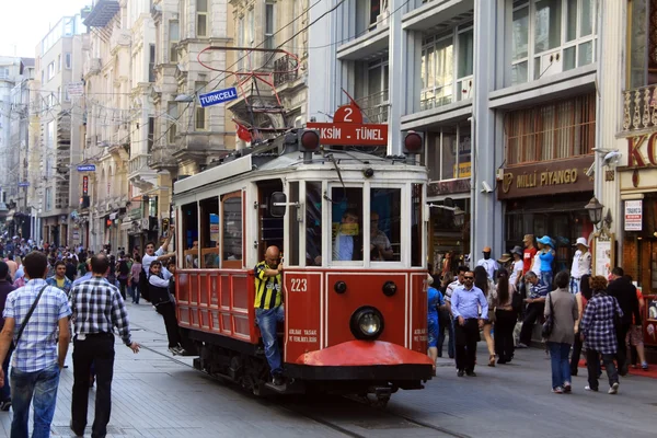 Taksim Istiklal-straat — Stockfoto