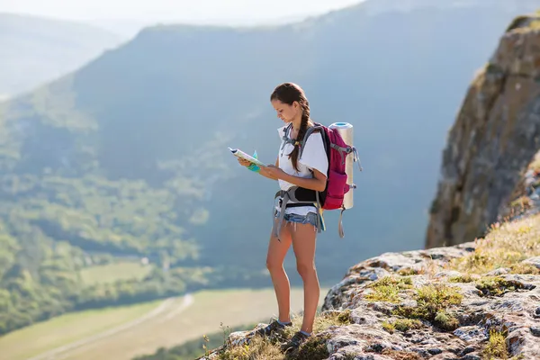 Girl with a backpack — Stock Photo, Image