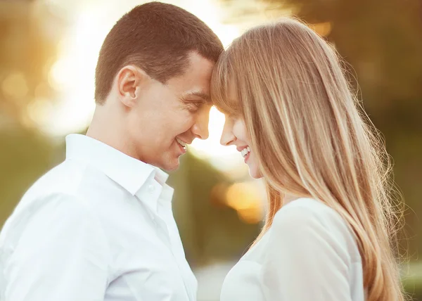 Young couple in love outdoor — Stock Photo, Image