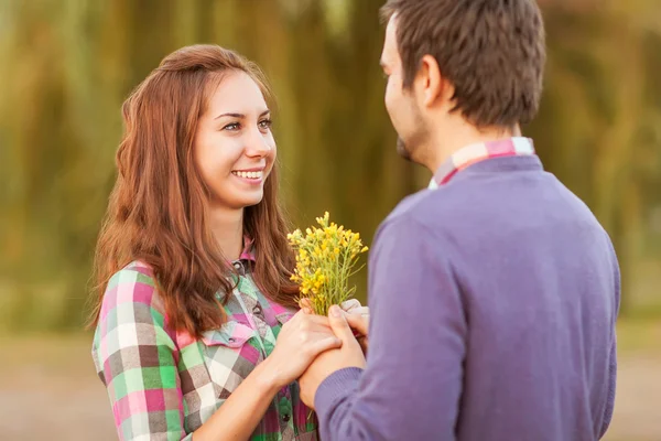 Young couple in love outdoor — Stock Photo, Image