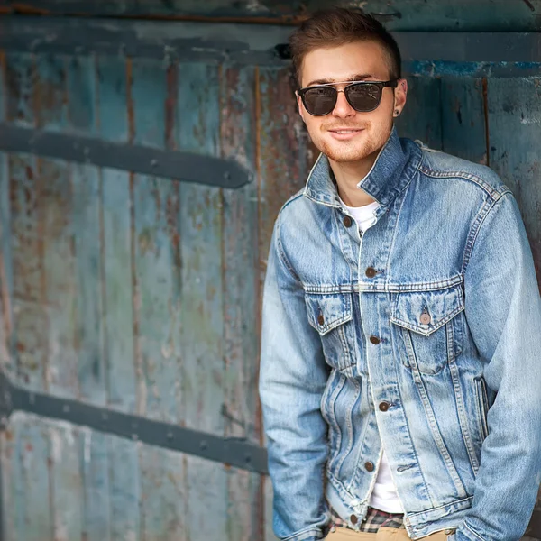 Ragazzo stile hipster — Foto Stock