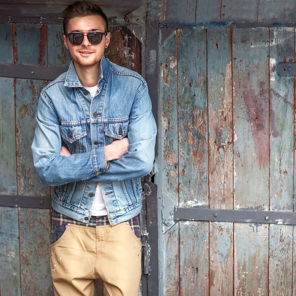 Ragazzo stile hipster — Foto Stock