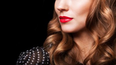 uzun saçlı esmer güzel