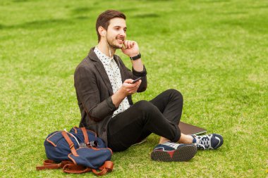 adam oyuncu için dinleme