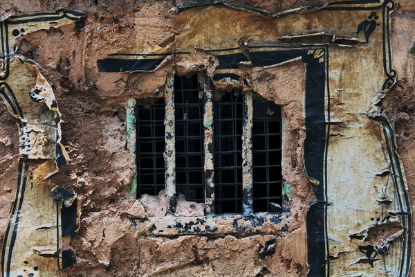 Gefängnisfenster — Stockfoto