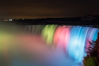 gece zaman renkli niagara falls