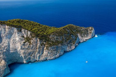 okinawa, arial, mavi gökyüzü ve kobalt mavi deniz