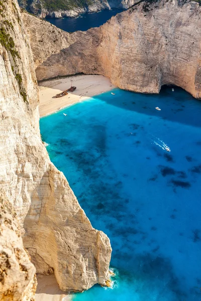 Spiaggia di Navaggio sull'isola di Zante, Grecia — Foto Stock