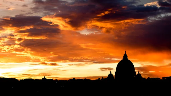 Cattedrale di San Pietro al tramonto, Roma — Foto Stock