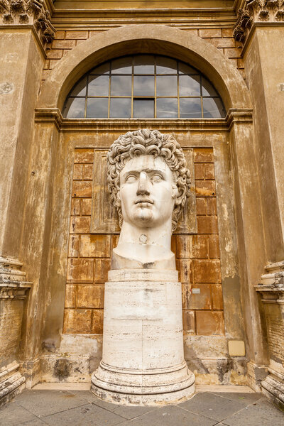 Ancient statue of Roman Emperor Gaius Julius Caesar Augustus at