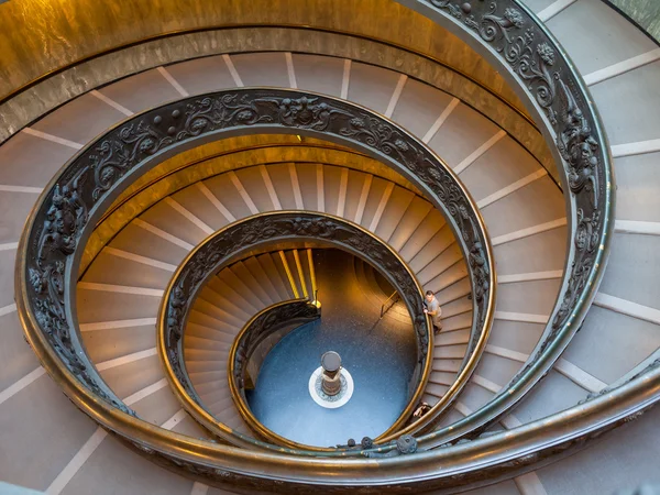 Escalera de Bramante, escaleras de salida de la Ciudad del Vaticano — Foto de Stock