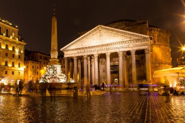 Pantheon, gece, Roma
