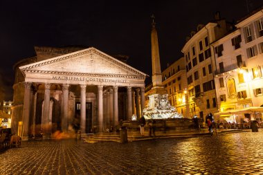 Pantheon, gece, Roma
