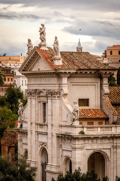 Kyrkan av santa francesca romana, Rom Italien — Stockfoto
