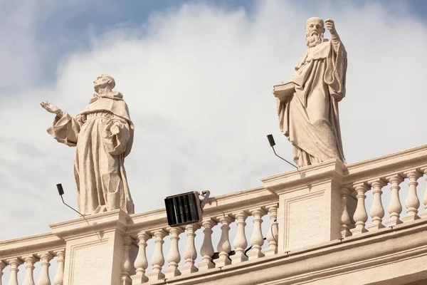Architektonický detail san pietro náměstí, Řím, Itálie — Stock fotografie