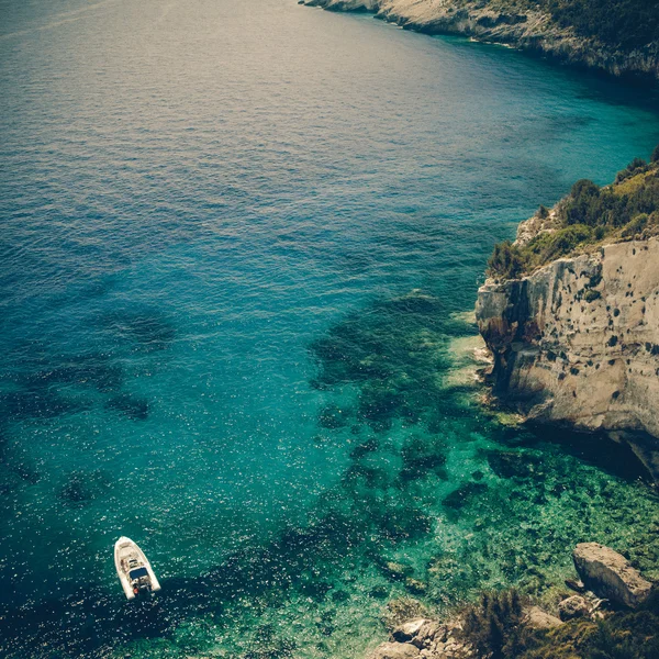 Grottes bleues sur l'île de Zakynthos, Grèce - sous-verres vintage — Photo