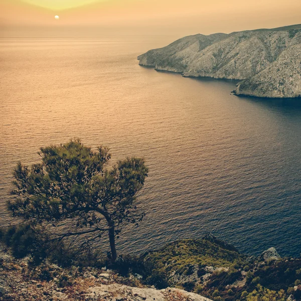 En pittoresk solnedgången på kampi, ön zakynthos, Grekland - v — Stockfoto