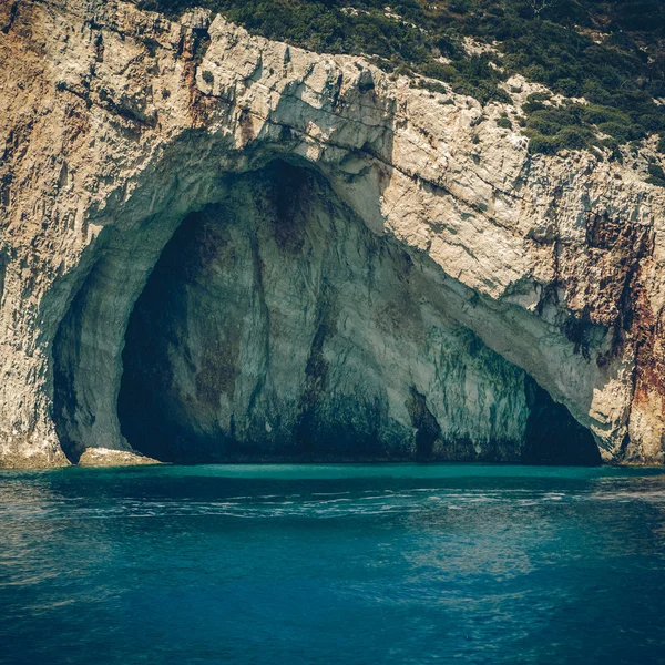 Grottes bleues sur l'île de Zakynthos, Grèce - sous-verres vintage — Photo