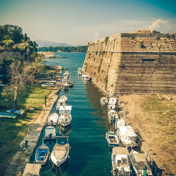 Old Byzantine fortress in Corfu, canal view - Greece, vintage co — Stock Photo, Image