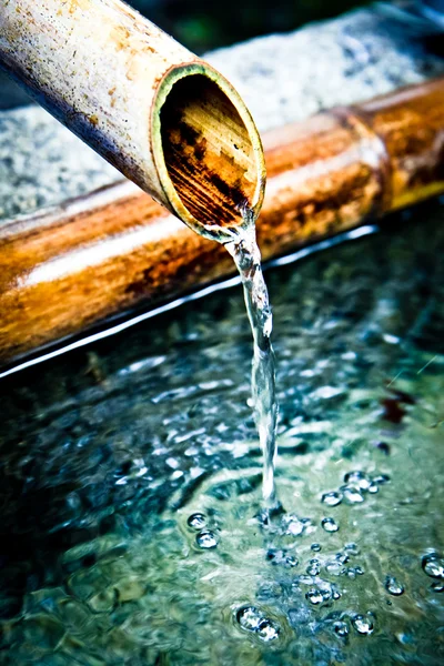 Traditional Bamboo Fountain in Japan — Stock Photo, Image